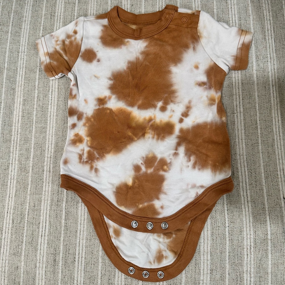 Goumi Short Sleeve Bodysuit | Sienna